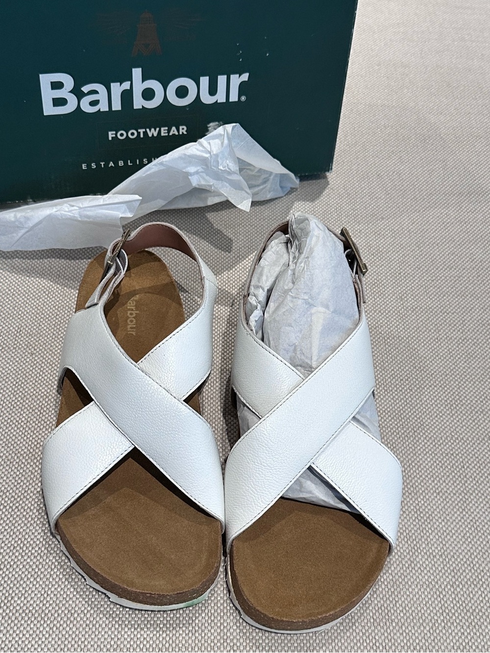 BARBOUR size 8 White Soft Leather Comfort Sandals Adjustable Buckle NEW $268 - Picture 10 of 16
